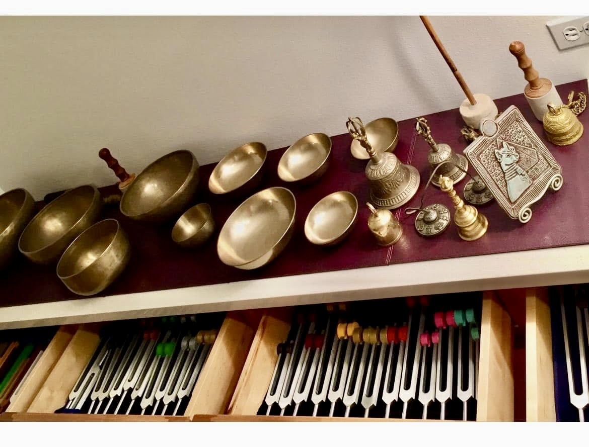 Tibetan sound bowls and tuning forks